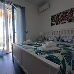 The Sun 'tis Bed & Breakfast