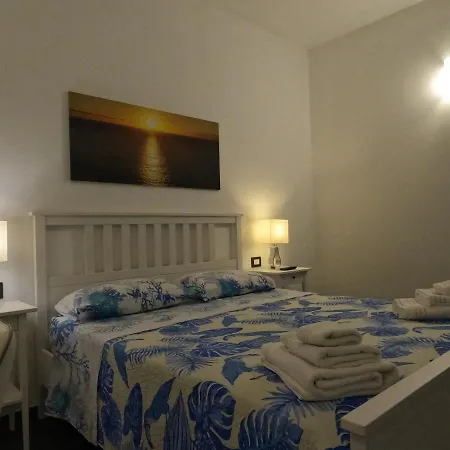 Frühstückspension The Sun 'tis Castro (Lecce)